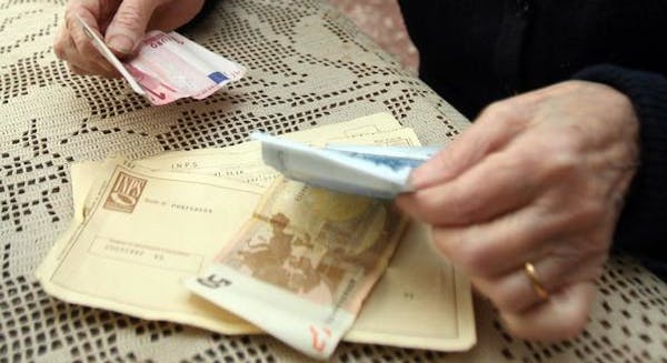 Finti dipendenti comunali, Inps e poliziotti le principali minacce.